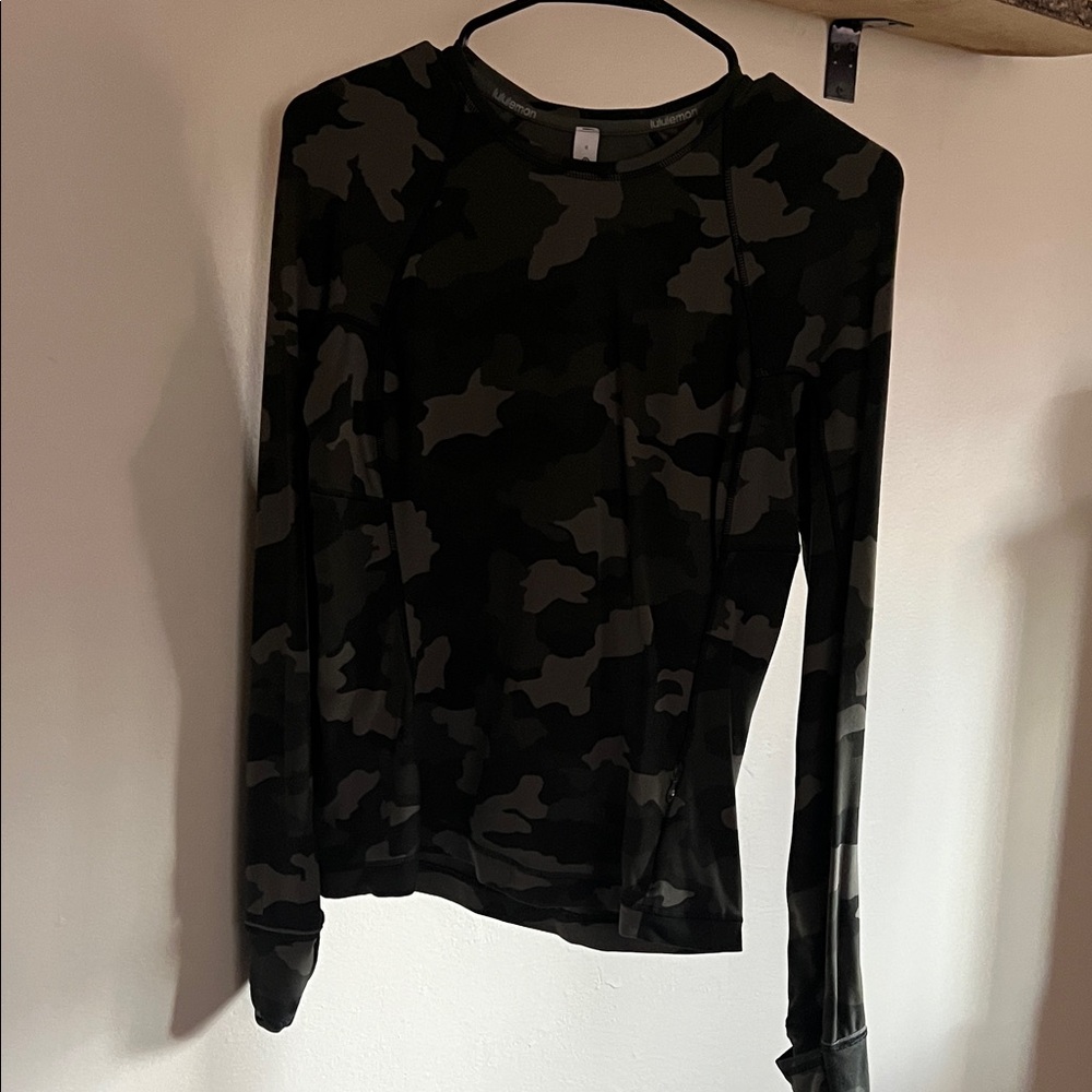 lululemon athletica Camo Long Sleeve Tee - Black and Green